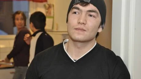 OSÄKERHET. När Ehsan Rezai kom till boendet i Boden fanns det mycket osäkerhet, nu har det börjat släppa och han har börjat trivas bättre. Foto: Roger Larsson