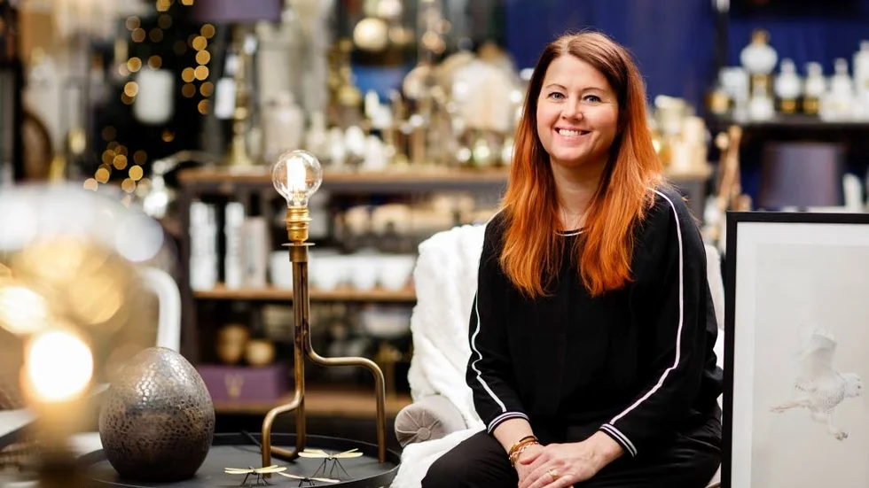 Nomierad. Helena Johansson, Hemma hos Molly.