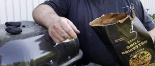 Grillbriketter innehöll plastrester