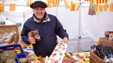 Thierry Blondy från Girona i Katalonien hade kommit långväga för att sälja sina spanska delikatesser.