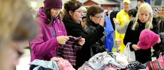 Full rush på loppmarknaden