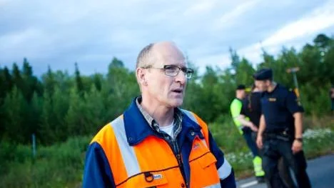 Ola Isaksson, platschef vid Bottenvikens stuveri, var på plats vid räddningsarbetet. Han är mycket nöjd att förarna klarat sig så bra. "Det är huvudsaken".
