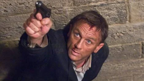 Daniel Craig som James Bond i "Quantum of solace" 2008. I november nästa år kommer en ny Bond-film.