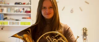 200 unga symfoniker enas på scen