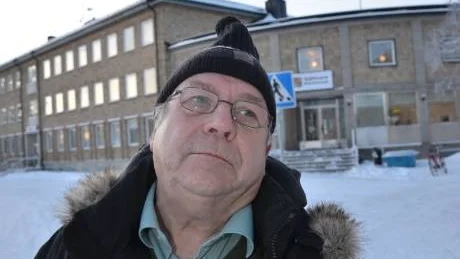 FÖLJA UPPDRAGET. "Vi har ingen ambition att sätta någon på bar backe. Men vi måste leva upp till det uppdrag vi fått som bolag betraktat", säger Berne Sehlberg, Top bostäders styrelseordförande.