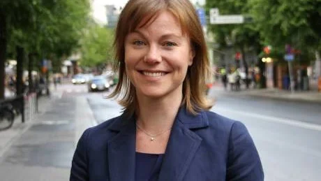ska bli världsledande. Rymdturismens ambassadör i Sverige ska nu göra Kiruna till en världsledande rymdhamn. "Det känns oerhört spännande att anta utmaningen", säger Karin Nilsdotter, ny vd vid Spaceport Sweden AB i Kiruna.