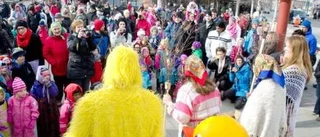 Gul tupp förgyllde dagen för barnen