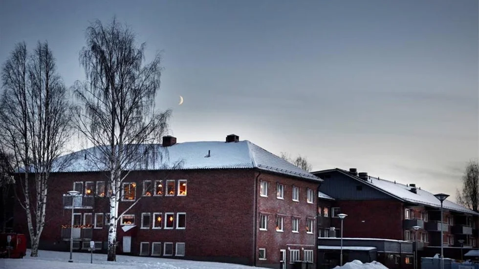 SPARFÖRSLAG. På äldreboendet Brännagården ska antalet platser minskas från 79 till 63 och två avdelningar, Tall och Svalan med plats för 16 dementa, ska upphöra. Detta för att spara fem miljoner kronor.