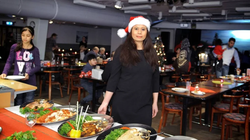 ÅRETS KIRUNABO. Sailom Bergdahl har två julaftnar i rad bjudit på julbord åt alla behövande. Med denna omtänksamhet smälte hon Kirunabornas hjärtan och fick hela 44 procent av rösterna till årets Kirunabo. Arkivfoto: Mattias Forsberg