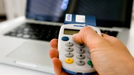 För många kreditupplysningar kan leda till att en låneansökan blir nekad. Kan man undvika en upplysning så kan man göra det, rekommenderar bankerna.