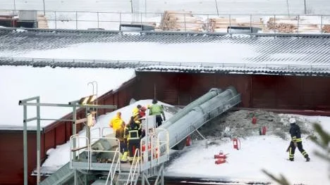 Räddningstjänsten i Piteå larmades vid lunchtid på onsdagen till en brand vid SCA:s sågverk i Munksund. Enligt uppgift handlade det om rökutveckling från ett överhettat transportband till en spånanläggning.