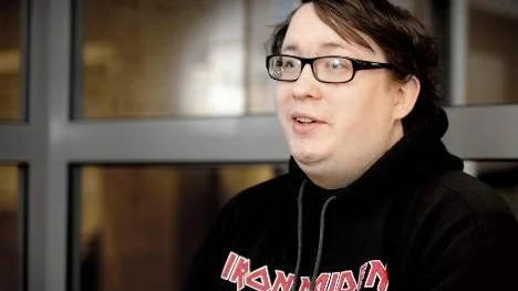 "Jag kan inte ljuga" säger Claes Nilsson vars "brutala ärlighet" ibland uppskattas och ibland gör honom obekväm i sociala sammanhang.
