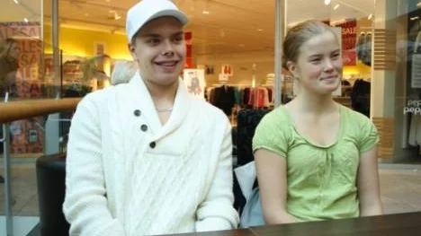 Anton Lindström och Tove Karlsson åkte tillsammans till Oxford på en två veckor lång språkresa. En intensiv upplevelse med fyra eller fler lektioner engelska per dag.