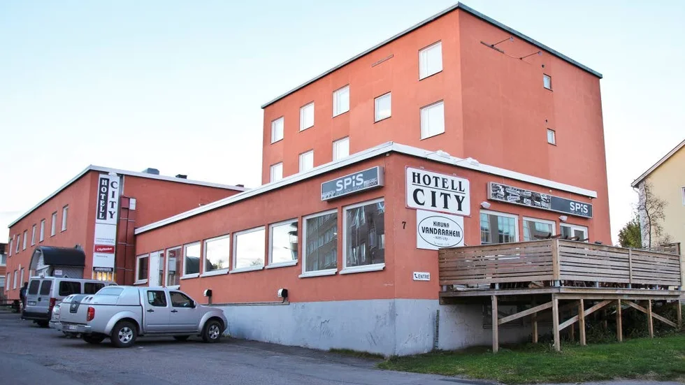 Fastighetsentreprenören Dan Jakobsson har sålt Hotell City och hela dess verksamhet till LKAB.