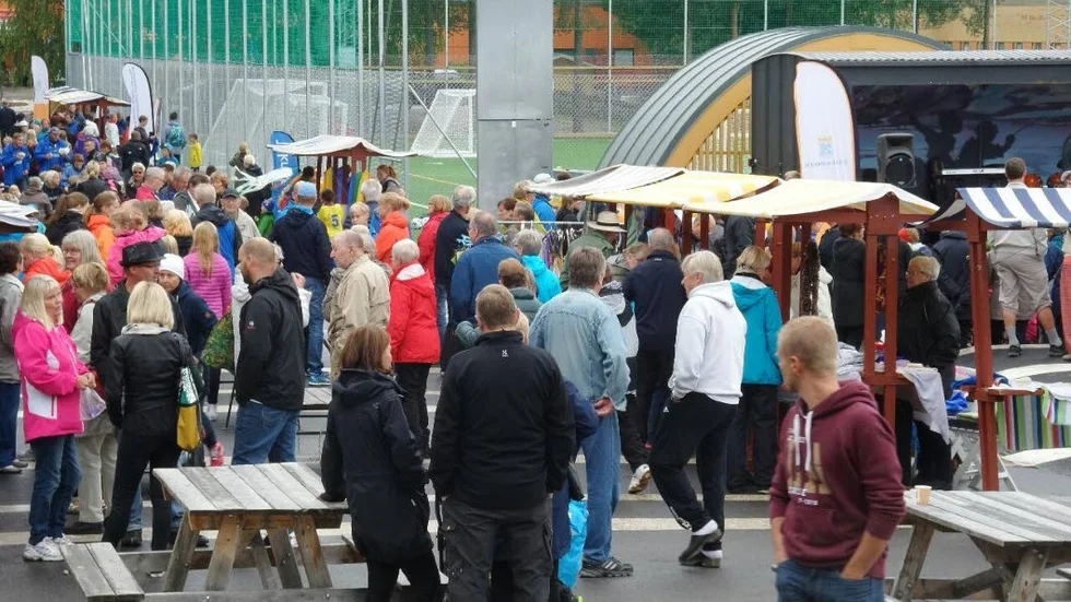 Ny stadsdelspark. 2012 påbörjades arbetet med Björkskatans nya stadsdelspark. I dag lördag var det invigning.