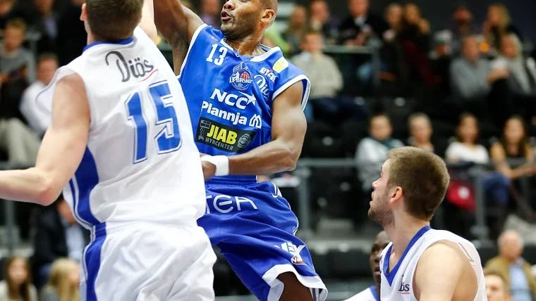 Stabilt. Alex Wesby bjöd väl inte på någon stormatch, men han var ändå som vanligt en av de bästa spelarna.