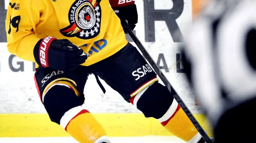 Rehab. Robin Jonsson har så smått börjat med sin rehab-träning efter sin ryggoperation.