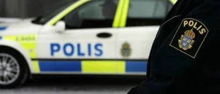 Polisen vill ha fångburar i bilarna