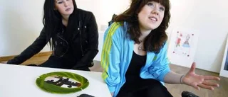Konstens unga ansikten ställer ut