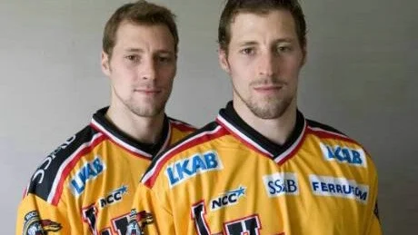 Förväntansfulla. Luleås nyförvärv från Rögle, tvillingarna Chris och Cam Abbott, har stora förväntningar på sig från fansen. Trots att de är värvade som lagets stjärnor menar Chris Abbott att det är kollektivet som går i första hand. Foto: Scanpix