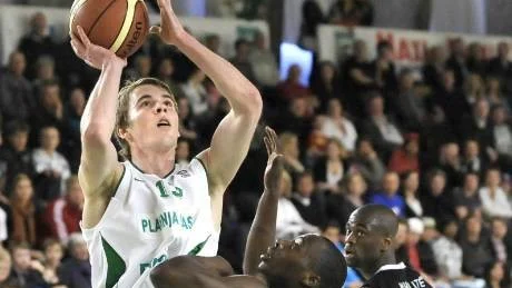 PÅ GÅNG. Christopher Ryan satte 17 poäng borta mot Jämtland (83-61) och spelade med hög procent matchen igenom.