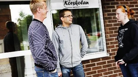 Rune Karlsson, Joakim Johansson och Cissi Hult ser alla både för och nackdelar med de nya körkortsreglerna.