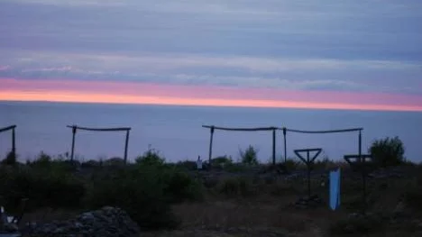 Strax innan solen går upp på Rönnskär.