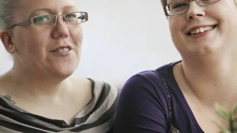 Kompisarna Sarah Lundberg och Hanna Holst startade Tjockisbloggen förra våren. De har i dag ofta mellan 1 200 och 1 500 besök varje dag, men det är inte alla som är nöjda.