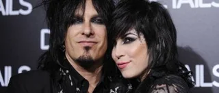 Mötley Crüe med fokus på musiken