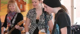 Elever bjöd på lunchrock i skolan
