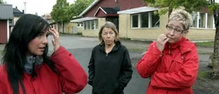 Vild biljakt över skolgård
