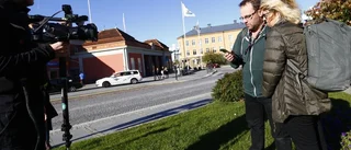 Hjälp Sörmlandsparet hålla sig undan kändisarna