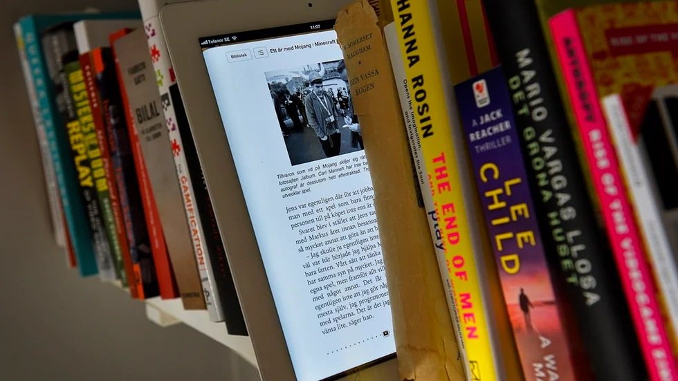 Nu går det att låna e-böcker från Katrineholms bibliotek igen.