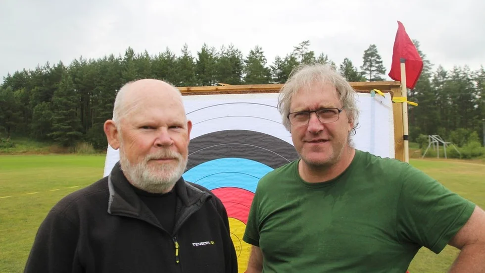 Lennart Asklund och Ola Apelqvist tävlar båda i bågskytte. Arkivfoto: Anders Göransson