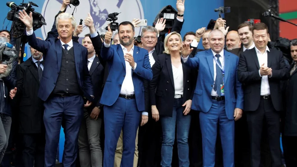 I helgen samlade Matteo Salvini samlade representanter för tolv högerpopulistiska partier i Europa. De samlades i Milano, men möttes av kraftga protester.