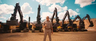 Här spelar Dolph Lundgren in Volvos nya reklamfilm – i Kjula