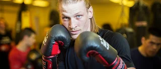 Nyköpingsboxaren Fredrik Larsson gör comeback: "Ger mig aldrig"