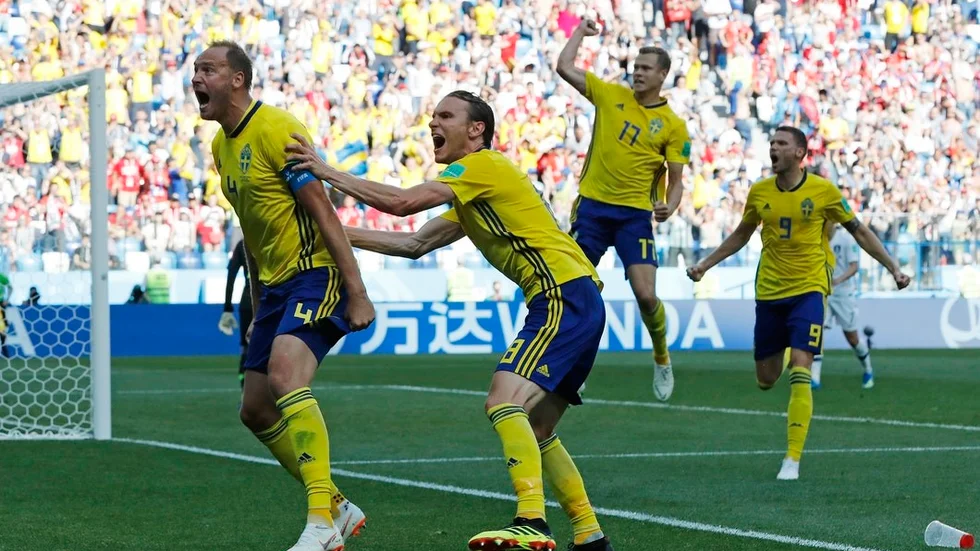 Andreas Granqvist jublar efter det svenska ledningsmålet mot Sydkorea.