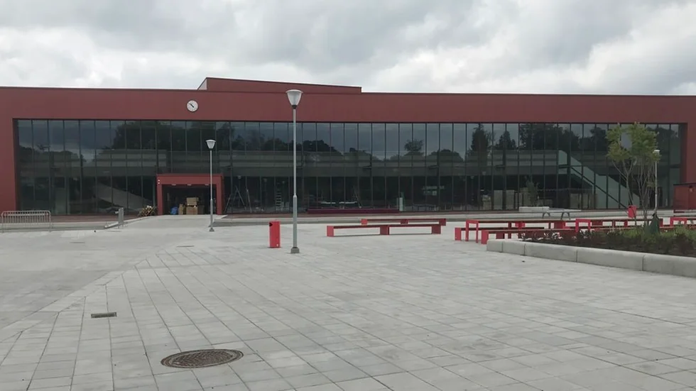 Gripenskolans nya huvudbyggnad blir lokal för ett stort utspring i år.