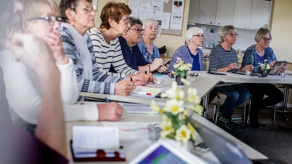 Koncentrerat lyssnande under föreläsningen.