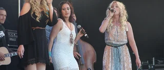 Nyköpingsbandet Miss Winter spelar på Europas största countryfestival: "Det känns magiskt"