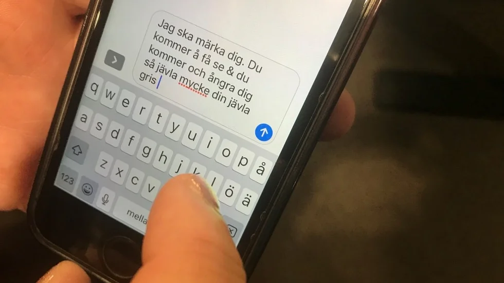 Färre brott har anmälts hittills i år, jämfört med samma tid förra året. När det gäller olaga hot är statistiken lite missvisande. En person har anmälts vid hundratals tillfällen. Bilden har dock inget samband med den personen.