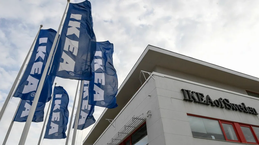 Biståndsmyndigheten Sida skulle hjälpa fler om de jobbade som Ikea gör, tycker Tommy Persson.