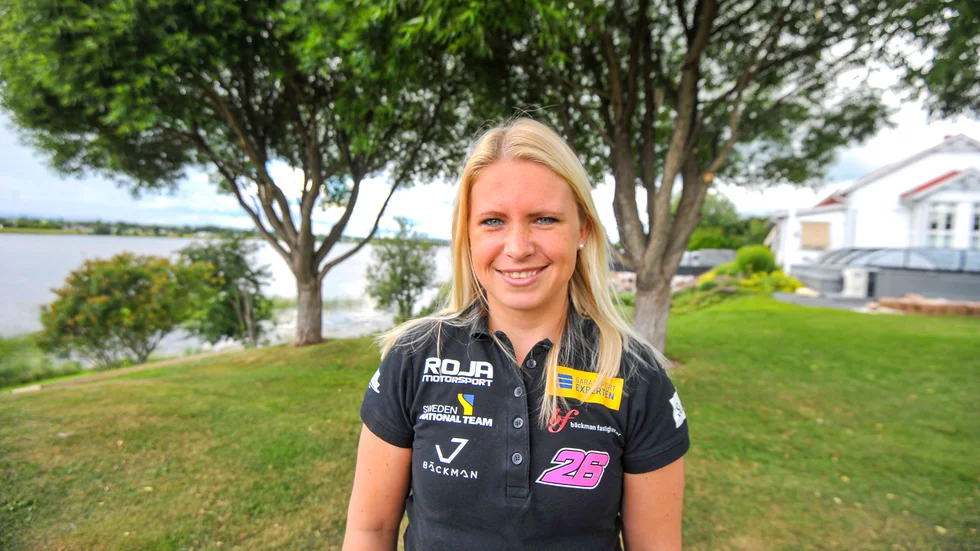 "Det var en stor krasch, arrangören fick avbryta racet", säger Jessica Bäckman om helgens tävling i Tyskland.