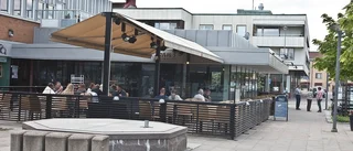 Joan's krögare bemöter kritik om avtal