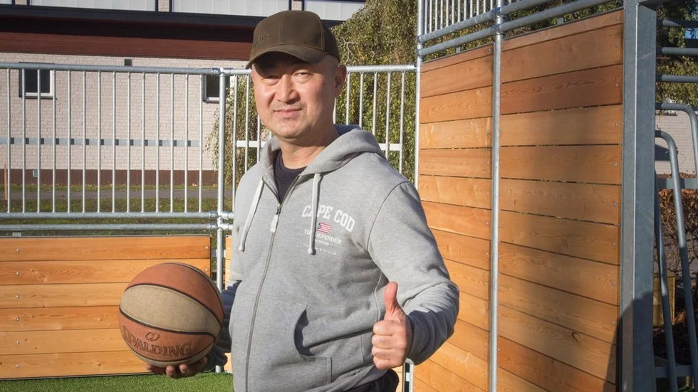 Simon Lim, gymnastik- och matematiklärare.