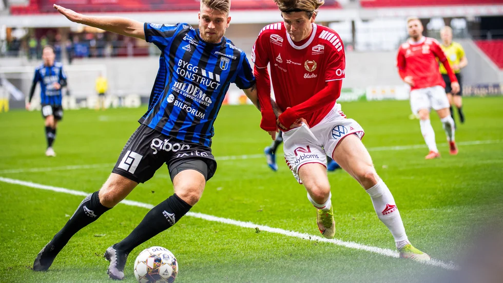Följ UNT:s direktrapport från Kalmar. 