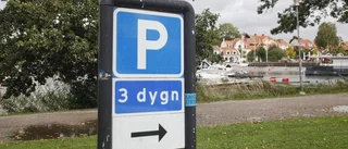 Husbilsägare störs av ungdomar i hamnen