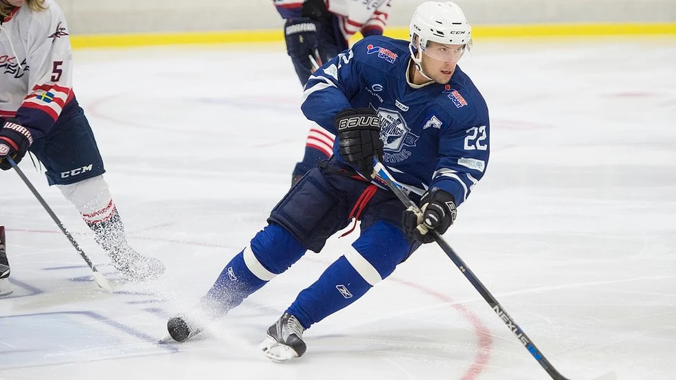 Tony Lagerström noterades för nio assist mot Farsta. Gnesta vann matchen med 13–4.