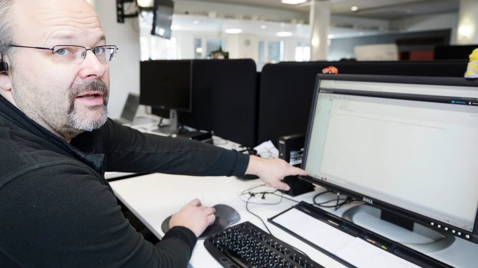 Crister Nystrand i Katrineholms motorklubb kunde avslöja bluffen snabbt. Även Eskilstunaklubben Smederna har fått ett snarlikt mejl som också avslöjades. Men speedwayklubben svarade för att se vad som skulle hända.
